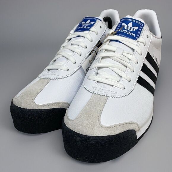 Athletic_Shoes